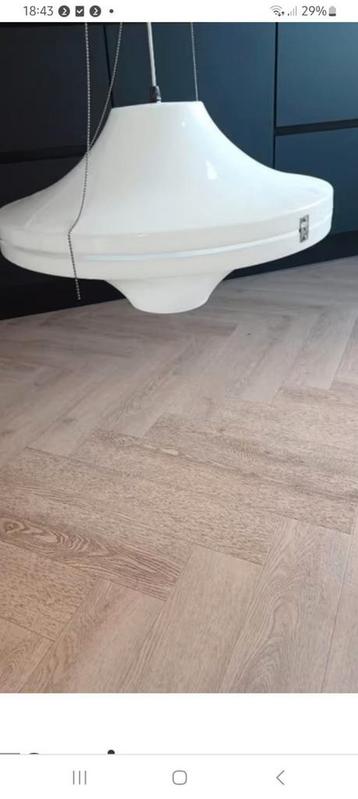 Hanglamp beschikbaar voor biedingen