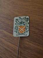 Sp 401 Vintage Speldje met Wapen tekst van der Spek, Verzamelen, Speldjes, Pins en Buttons, Ophalen of Verzenden, Gebruikt, Overige onderwerpen