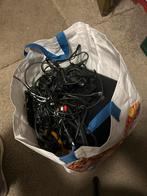 Tas vol met Elektronische Onderdelen, Spelcomputers en Games, Ophalen, Niet werkend, Met 2 controllers