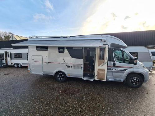 Adria Matrix M 670SL Platinum automaat 180pk, Caravans en Kamperen, Campers, Particulier, Half-integraal, tot en met 5, Adria