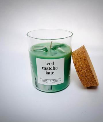 Iced matcha latte kaars  beschikbaar voor biedingen