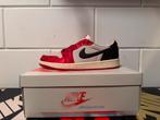 Jordan 1 Low Trophy Room - Maat 42,5 - nieuw!, Ophalen of Verzenden, Gedragen, Sneakers of Gympen