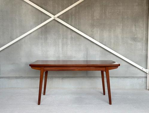 Scandinavische eetkamertafel, ca 1970’s, Antiek en Kunst, Antiek | Meubels | Tafels, Ophalen