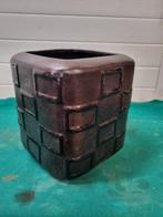 bloempot brons kleurig, Ophalen of Verzenden, 'T Olde Gre-j, Info@toldegrej.nl, Endepoelstraat 20f Didam