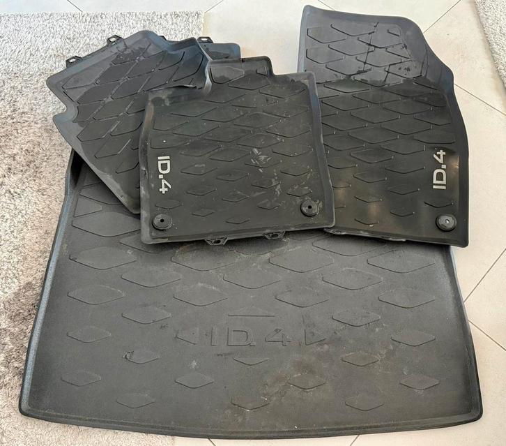 Volkswagen ID4 origineel Rubber Matten, Auto-onderdelen, Interieur en Bekleding, Volkswagen, Ophalen of Verzenden