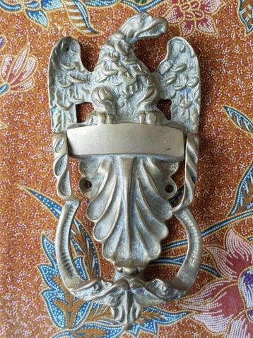 Zware antieke deurklopper uit Engeland als adelaar 17,8 cm.