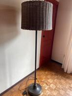 Vloerlamp met gevlochten kap, Ophalen of Verzenden, Gebruikt, Metaal, 150 tot 200 cm