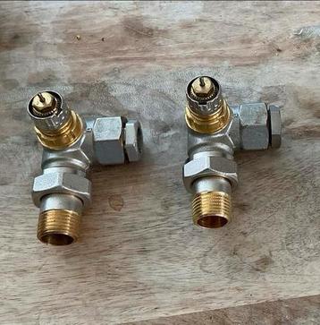 Danfoss RA-N Thermostaatkraan  1/2"  dub.haaks rechts beschikbaar voor biedingen