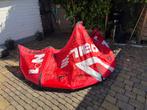 Nobile 3,5m2 trainerskite met bar nette staat, Watersport en Boten, Kitesurfen, Geen board, Ophalen of Verzenden, Zo goed als nieuw