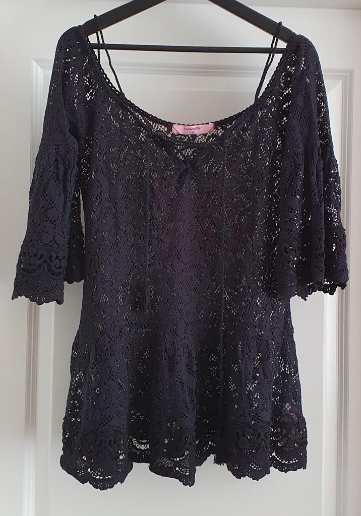 HUNKEMÖLLER mooie top..mt:m, Kleding | Dames, Ondergoed en Lingerie, Nachtkleding, Ophalen of Verzenden
