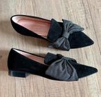 L 37 NIEUW zwart suède schoenen mt 41, Schoenen met lage hakken, Zwart, Nieuw, Ophalen of Verzenden