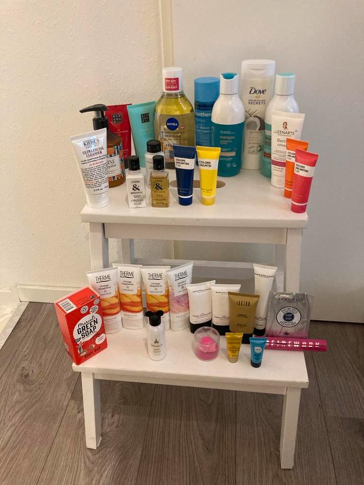 Verzorgingsproducten Pakket - 32 stuks!, Sieraden, Tassen en Uiterlijk, Uiterlijk | Lichaamsverzorging, Nieuw, Overige typen, Ophalen of Verzenden