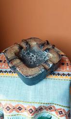 vintage xxl Brutalist 'Fat Lava' DDR 70s Germany asbak, Ophalen of Verzenden, Zo goed als nieuw