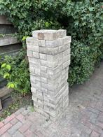 123 grijze klinkers, gratis af te halen, Ophalen, Gebruikt, Klinkers, Minder dan 5 m²