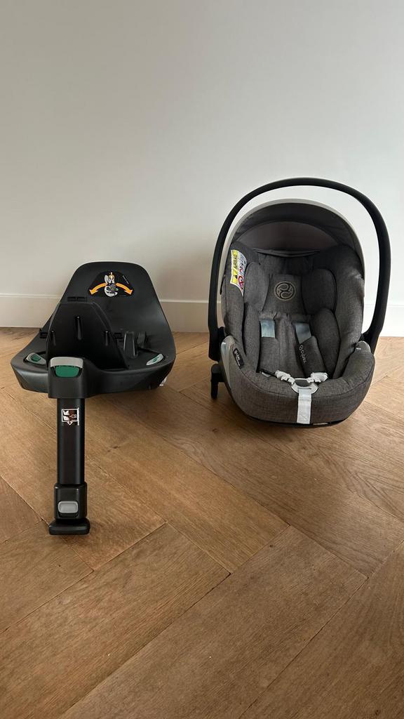 Cybex Cloud Z i-Size autostoel + Base Z Isofix, Kinderen en Baby's, Autostoeltjes, Zo goed als nieuw, Overige merken, 0 t/m 13 kg