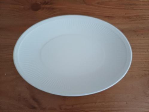 Wedgewood  Windsor ovale serveerschaal., Huis en Inrichting, Keuken | Servies, Zo goed als nieuw, Schaal of Schalen, Wedgwood