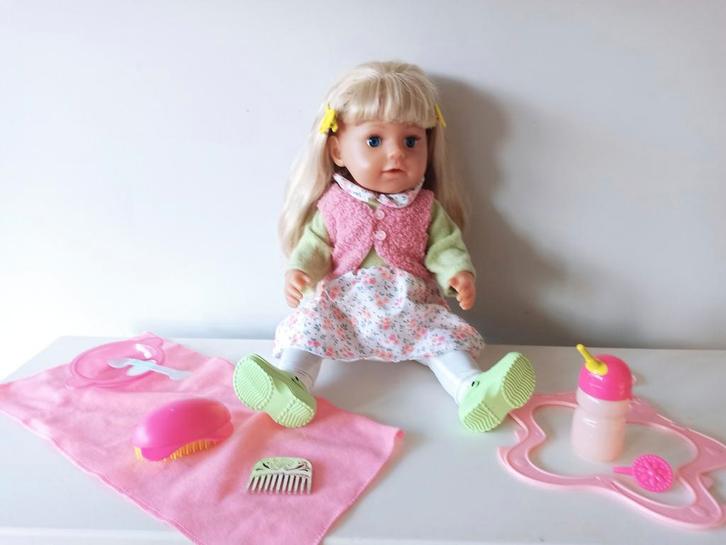 Baby Born Sister Grote Zus 43cm met Accessoires, Kinderen en Baby's, Speelgoed | Poppen, Zo goed als nieuw, Babypop, Ophalen of Verzenden