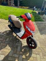 Peugeot kisbee, Fietsen en Brommers, Scooters | Peugeot, Ophalen, Overige modellen, Maximaal 45 km/u, Zo goed als nieuw