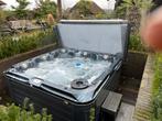 Luxe jacuzzi, spa 230/230/91, passion devotion, Tuin en Terras, Bubbelbaden en Hottubs, Ophalen, Zo goed als nieuw, Filter, Vast