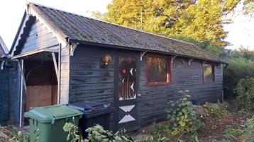 Schuur garage ca 8,5 x 3,67 opknapper + garage 5 x 4,50 beschikbaar voor biedingen