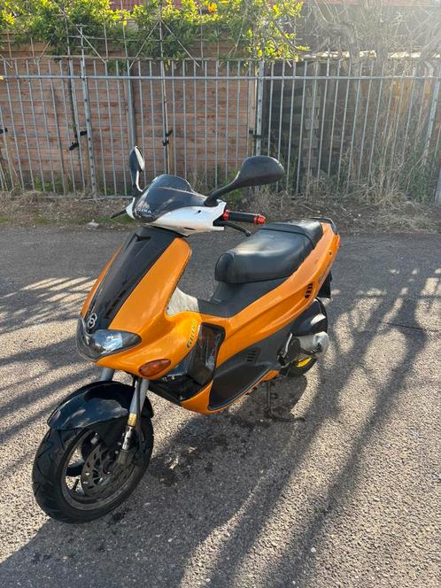 Gilera runner sp pro dd 50cc orgineel, Fietsen en Brommers, Scooters | Overige merken, Zo goed als nieuw, Maximaal 45 km/u, Tweetakt