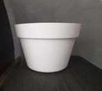 Halfronde Made in Holland witte wandplantenpot voor buiten, Kunststof, Rond, Ophalen of Verzenden, Zo goed als nieuw