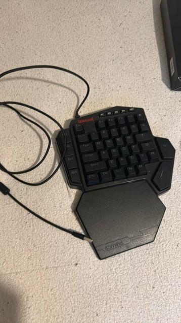 REDRAGON gaming keypad beschikbaar voor biedingen