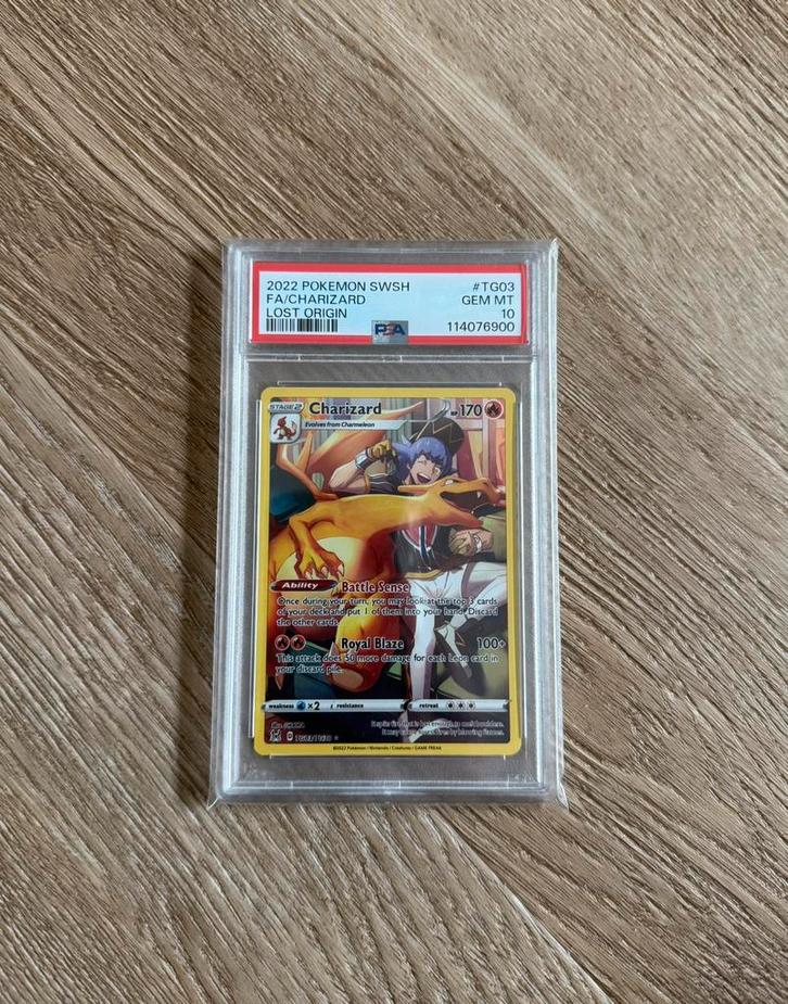 PSA 10 Charizard TG03 Lost Orgin, Hobby en Vrije tijd, Verzamelkaartspellen | Yu-gi-Oh!, Zo goed als nieuw, Losse kaart, Ophalen of Verzenden