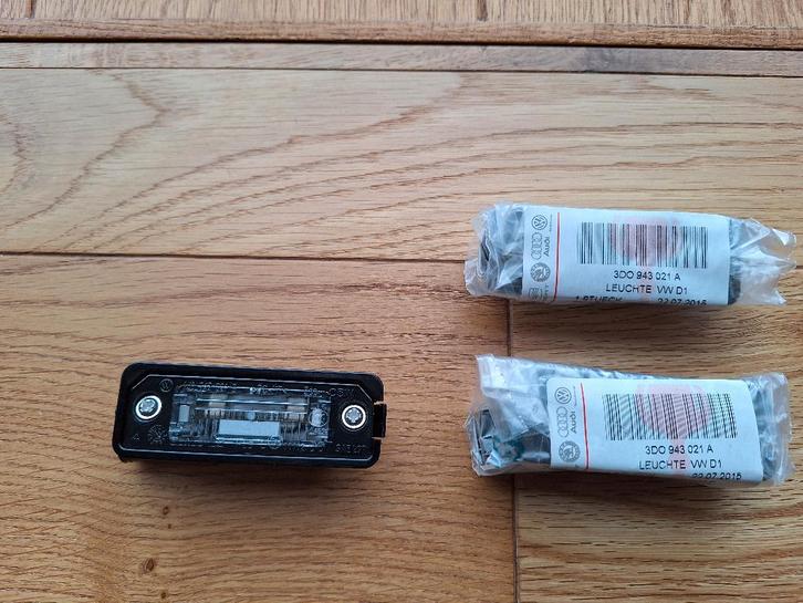 Nieuwe kentekenplaat verlichting VAG groep,, Auto-onderdelen, Verlichting, Audi, Seat, Volkswagen, Skoda, Nieuw, Ophalen of Verzenden