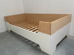 Eenpersoons bed 90x200 cm wit, Kinderen en Baby's, Kinderkamer | Bedden, Ophalen, Zo goed als nieuw, 180 cm of meer, 85 tot 100 cm