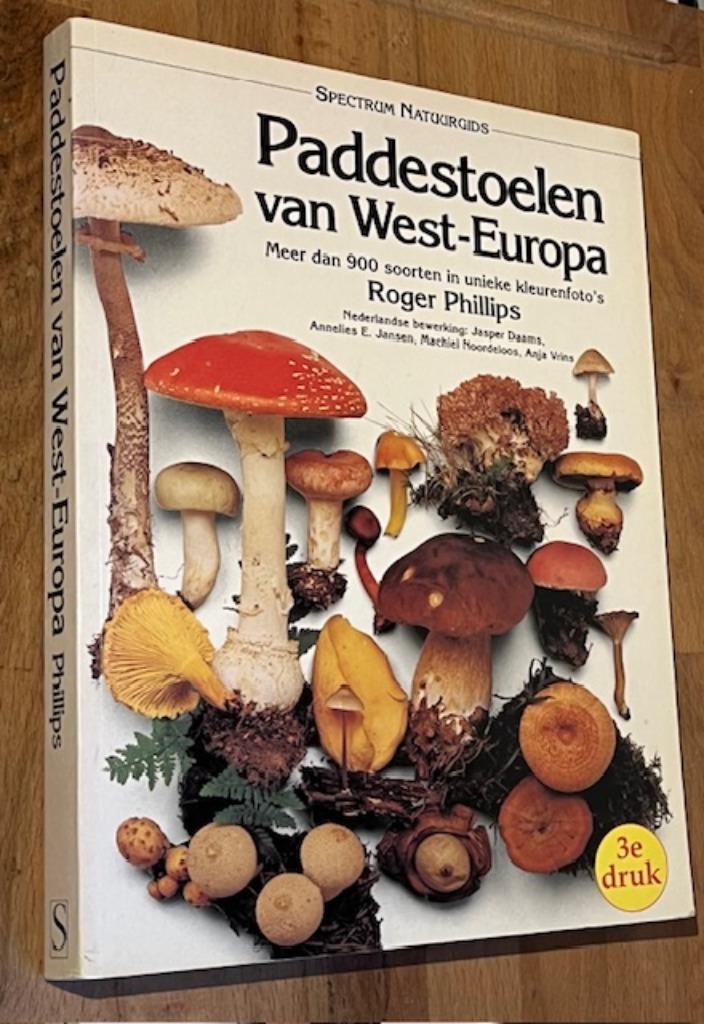 Roger Phillips. Paddestoelen van West-Europa. Spectrum 1993, Boeken, Natuur, Zo goed als nieuw, Natuur algemeen, Ophalen of Verzenden
