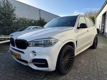 BMW X5 3.0 D M50d Xdrive AUT 2014 Motorschade Wit Pano Leer beschikbaar voor biedingen