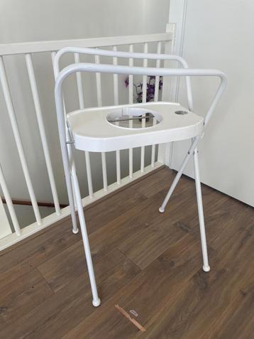 Opklapbare badstandaard voor babybadje – ruimtebesparend – s beschikbaar voor biedingen