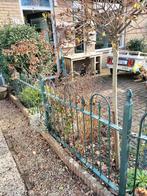 9,55 strekkende meters gietijzeren hekwerk met eikels, Ophalen, Gebruikt, IJzer, Sierhekwerk