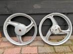 Mooi set 16 inch 3 spaaks sterwielen voor vespa ciao Piaggio, Ophalen, Zo goed als nieuw