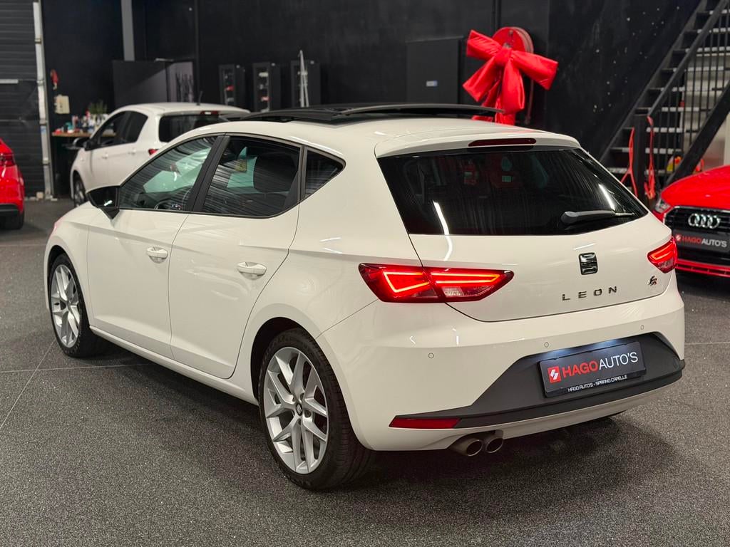Seat Leon 1.4 TSI FR LED/PANO/NAVI/CRUISE/HALF-LEDER/DCC/SEA, Voorwielaandrijving, Gebruikt, 4 cilinders, Leon