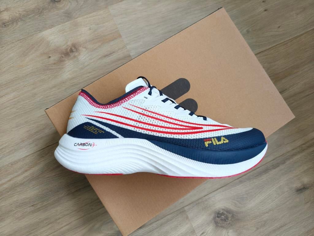 Fila Hardloopschoenen met carbon, maat 44 - Nieuw in doos, Ophalen of Verzenden