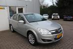 Opel Astra 1.6 Temptation LPG-G3 Airco Cruise Apk, Auto's, Opel, Voorwielaandrijving, Gebruikt, Zwart, 4 cilinders