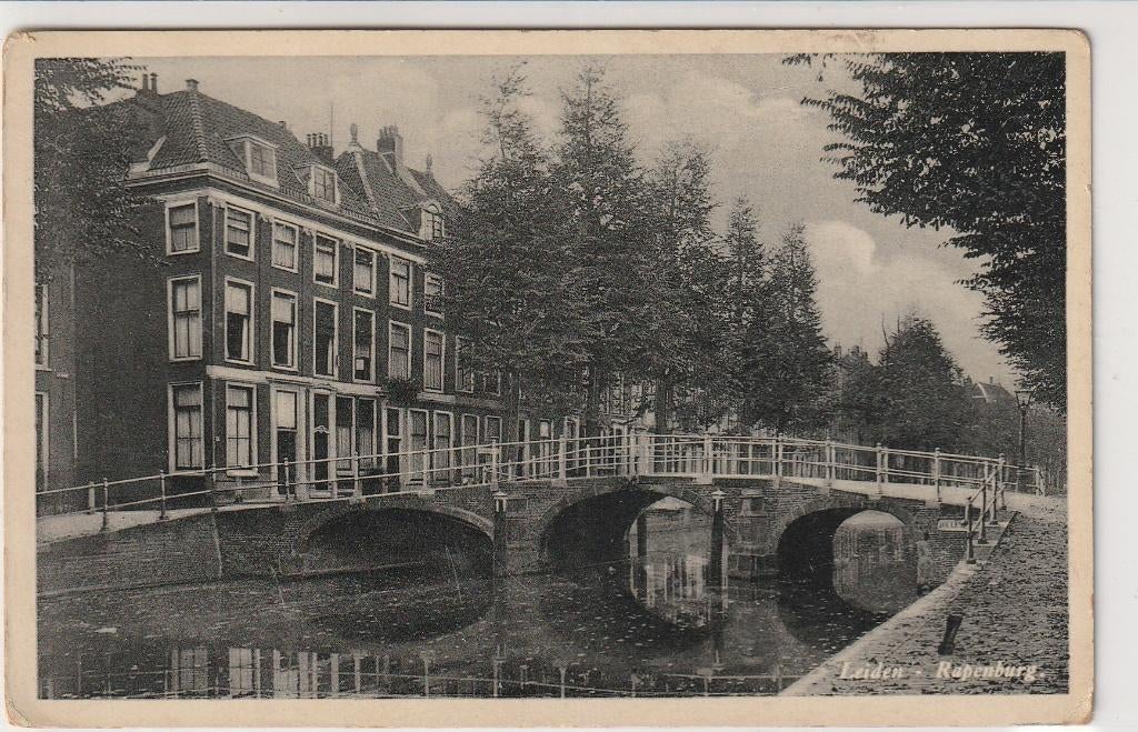 Leiden Rapenburg, Verzamelen, Ansichtkaarten | Nederland, Ophalen of Verzenden, 1940 tot 1960, Gelopen, Zuid-Holland