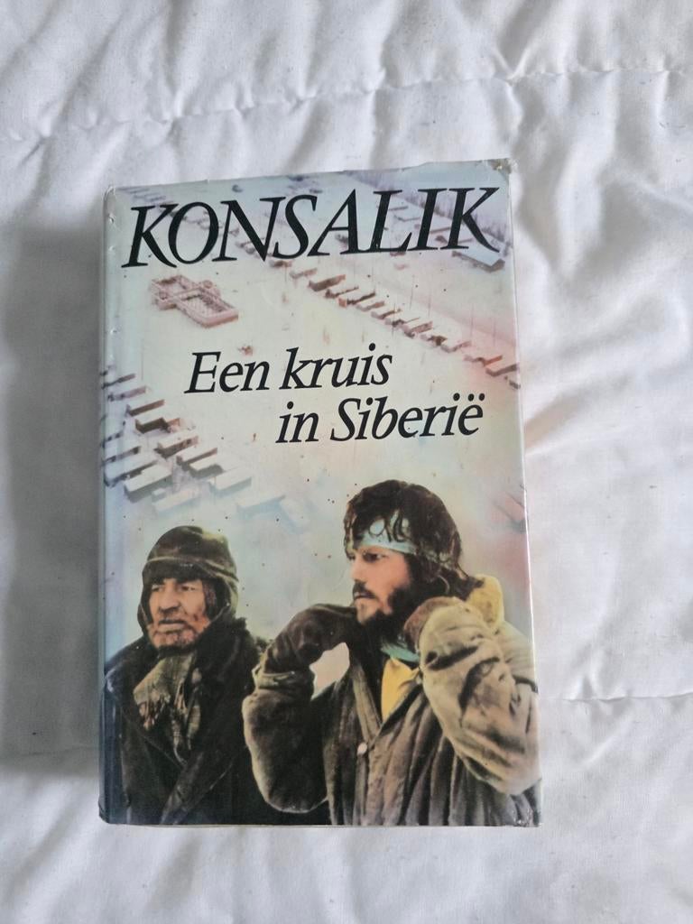 Een kruis in Siberië, Ophalen of Verzenden, Gelezen, Heinz g konsalik