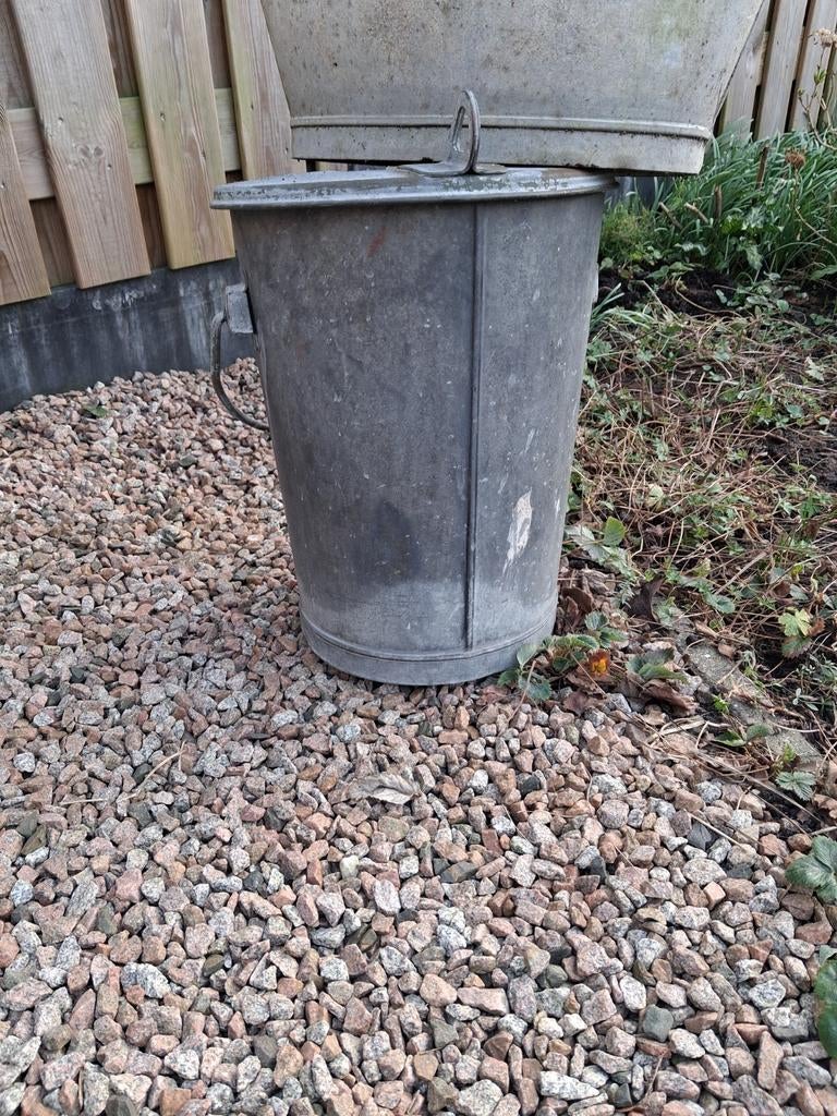 Vintage Zinken Vuilnisemmer met Deksel - Aalsmeer 1967, Ophalen