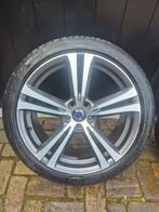 Volvo V60 (2012 - 2018) velgen 19 inch R Design, 19 inch, Velg(en), Ophalen of Verzenden, 235 mm