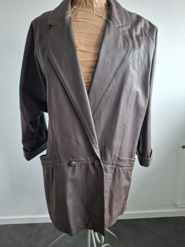 Vintage 80s/90s Betty Barclay leren jas, Kleding | Dames, Jassen | Zomer, Bruin, Betty Barclay, Zo goed als nieuw, Ophalen