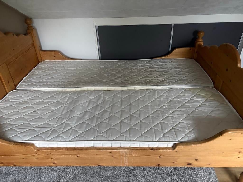 Zsm ophalen 2 x 1 persoons matras zonder bed, Huis en Inrichting, Slaapkamer | Bedden, Ophalen, Overige materialen, Gebruikt, Tweepersoons