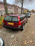 Volvo V70 2.4 T XC 4WD AUT 2001 Rood, Ophalen of Verzenden, Rood