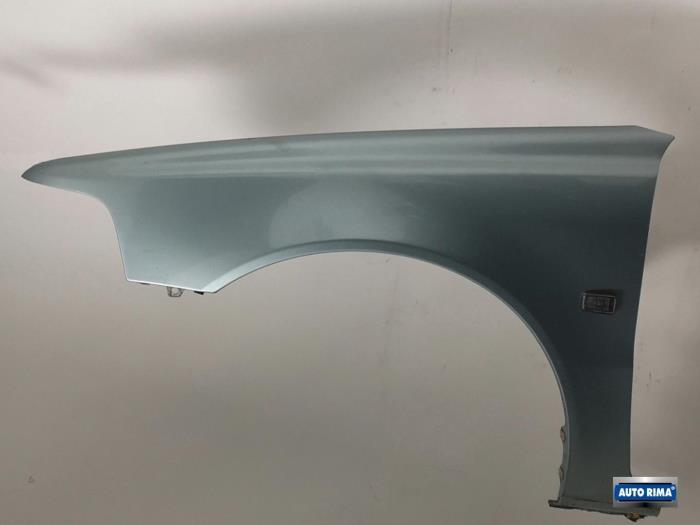 Scherm links-voor van een Volvo V40 (352), Gebruikt, -, -, Ophalen of Verzenden