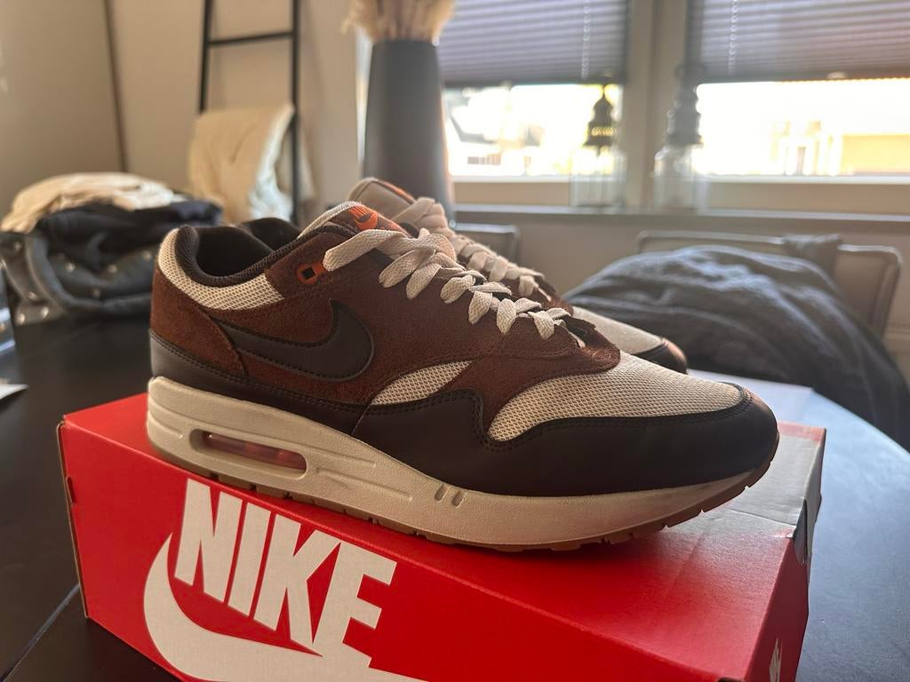Nike Air Max 1 - Velvet Brown -  mt 46 (12), Ophalen of Verzenden, Gedragen, Bruin, Sneakers of Gympen