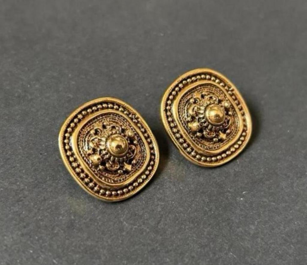Vintage Oorbellen, Ophalen of Verzenden, Zo goed als nieuw, Goud, Overige materialen
