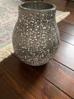 Aparte vaas van Jysk, type "Mathias", hoogte 25 cm, als nw!, Ophalen, Overige kleuren, Aardewerk of Porselein, Zo goed als nieuw