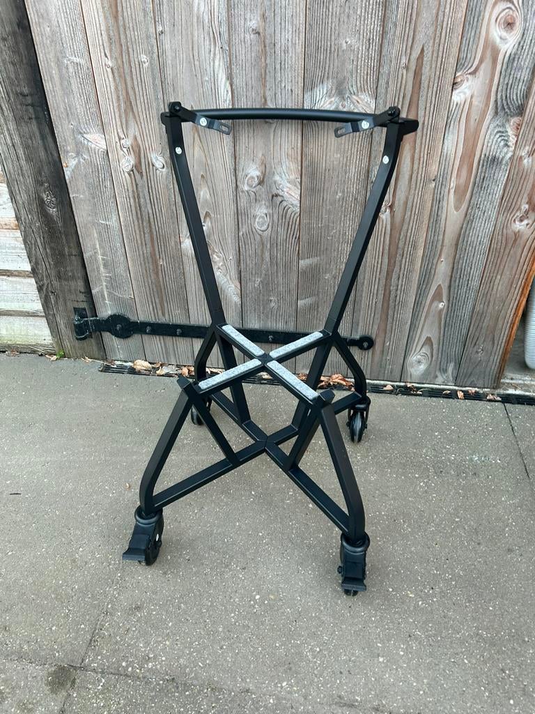 IntEGGrated nest + handler Big Green Egg Large, Ophalen, Zo goed als nieuw